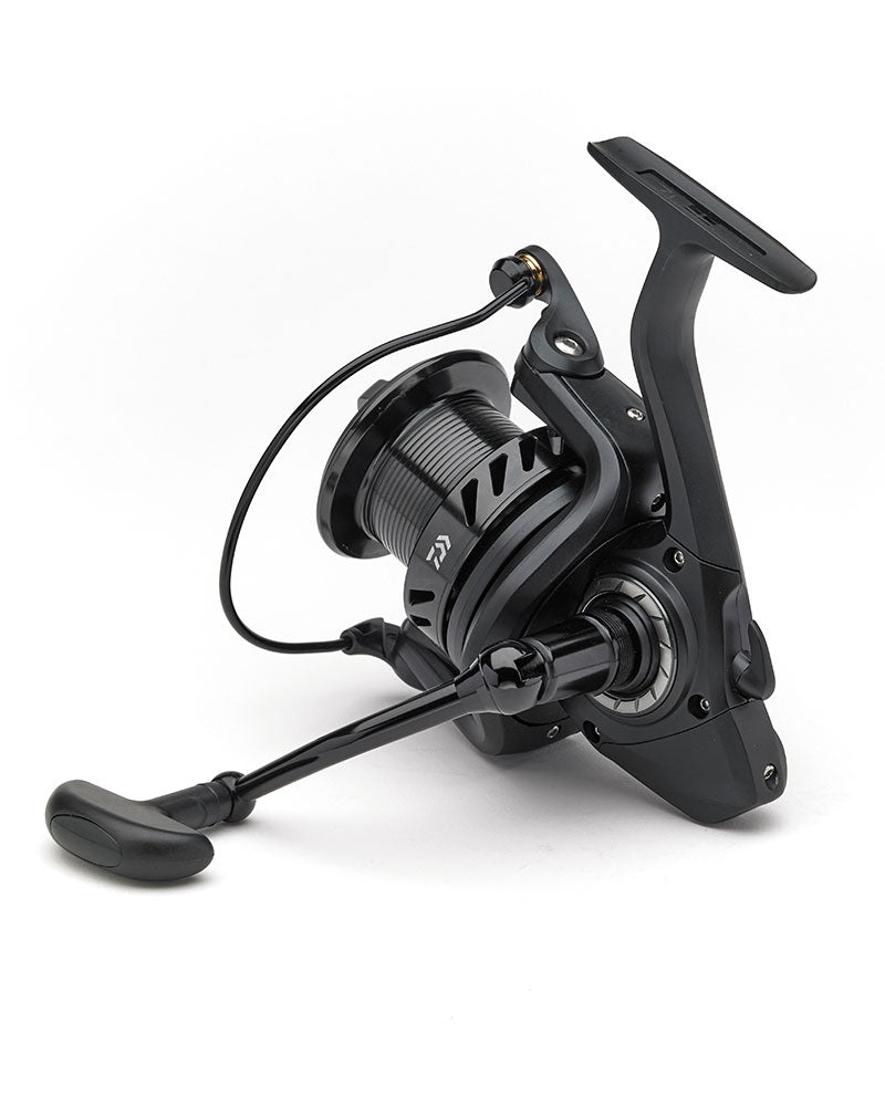 Daiwa Black Widow 25A Spinning Reel